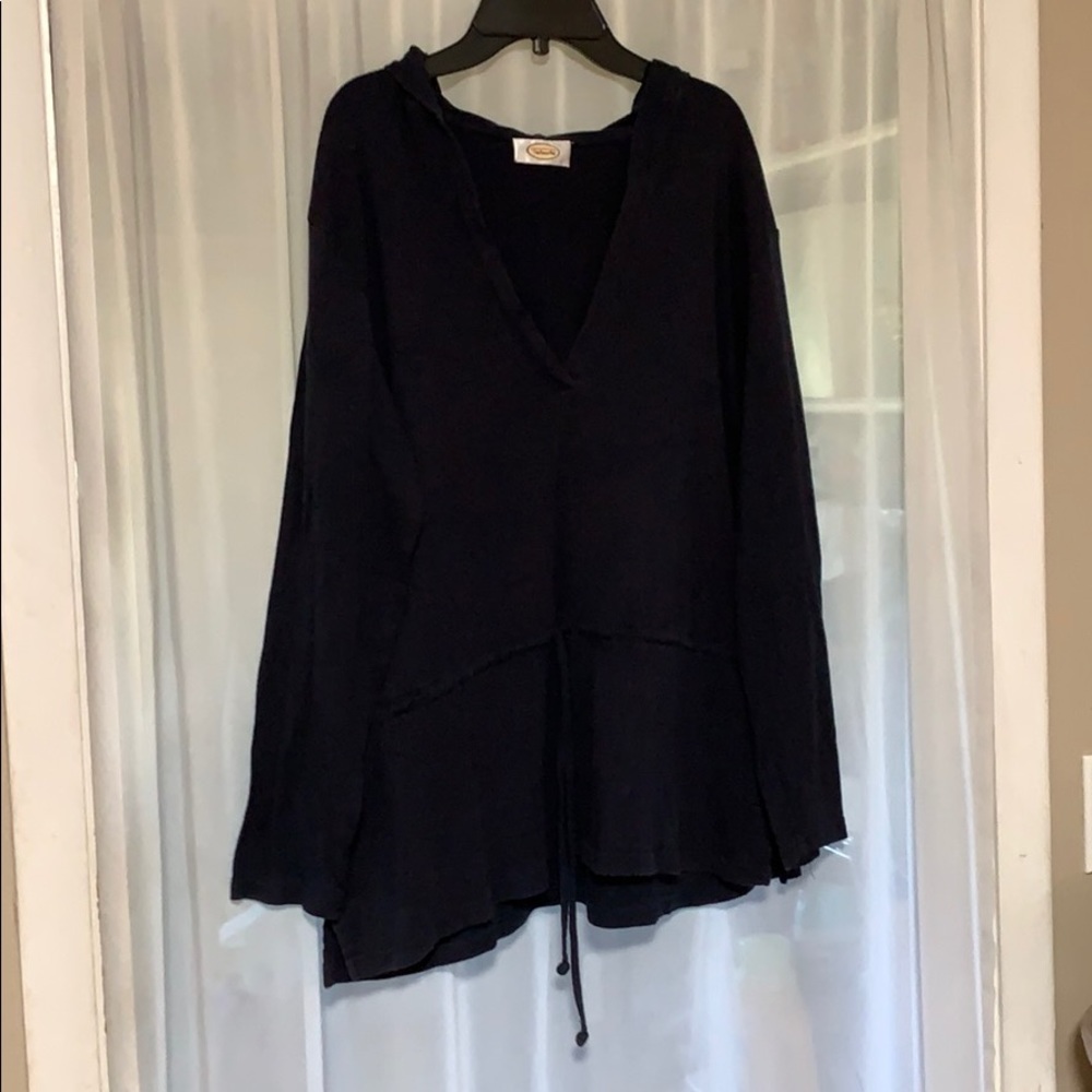 Pull on long sleeve